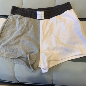 Hollister Gym/Sleep Shorts - L